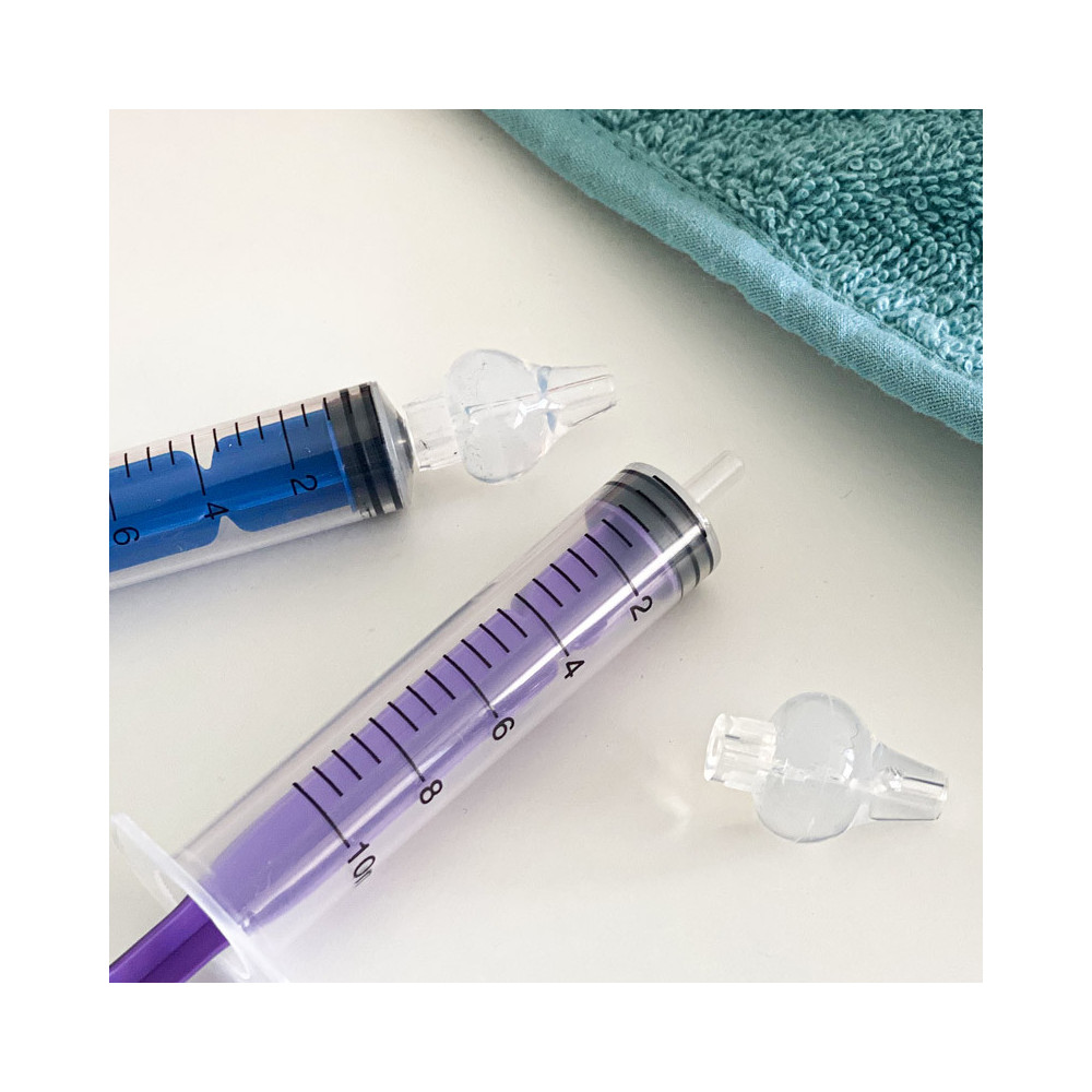 Reusable nasal wash syringes