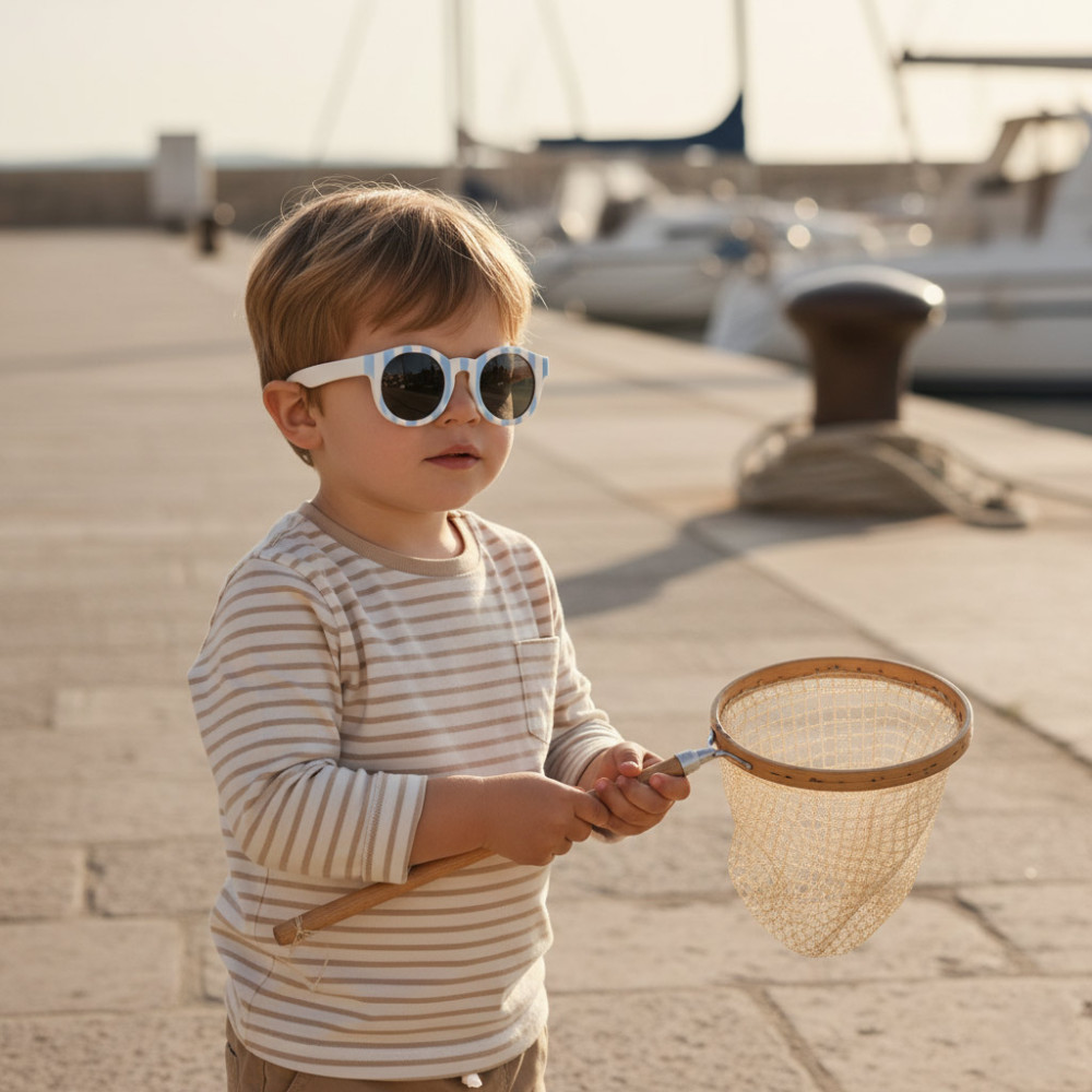 Sailor baby sunglasses with protective case