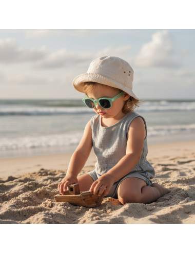 Lunettes soleil enfant catégorie 3 verres fumés