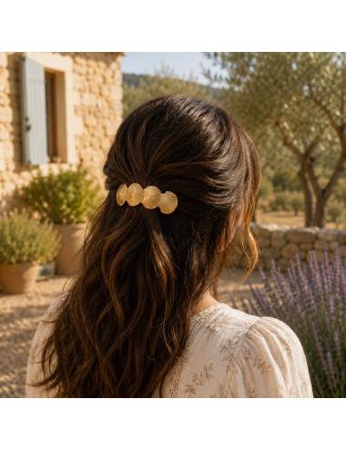 Barrette cheveux coquille marine dorée élégante