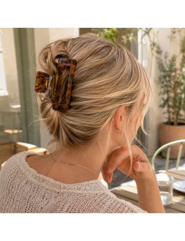 Elegant acetate hair clip tortoiseshell effect