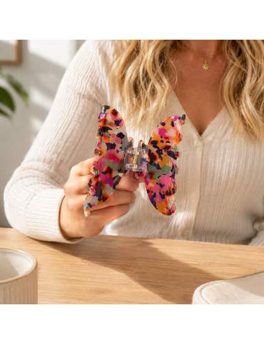 Women's colorful pink claw clip