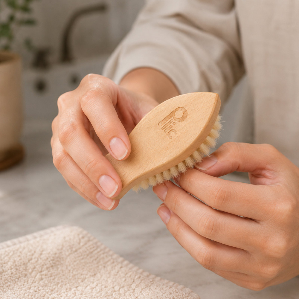 Wooden nail cleaning brush for hands